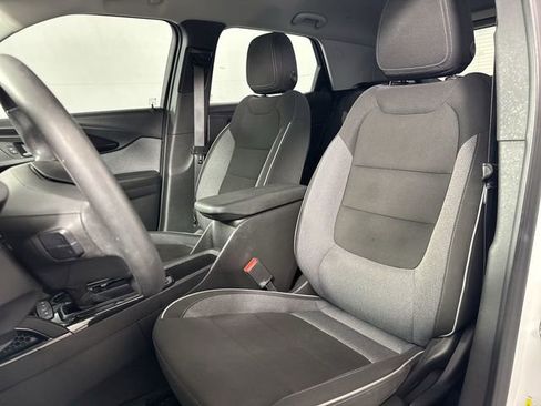 Used 2023 Chevrolet TrailBlazer LS AWD/4WD image 18