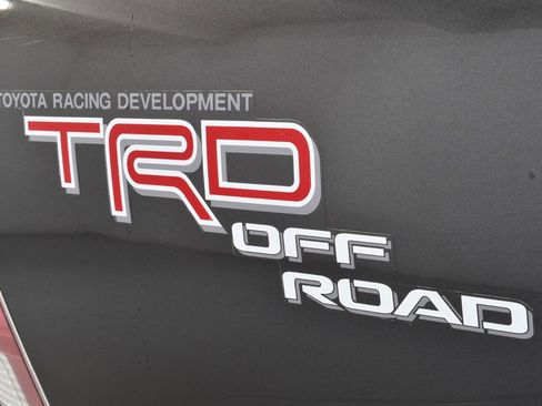 Used 2011 Toyota Tacoma 4x4 Double Cab image 21