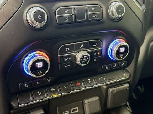 Used 2021 GMC Sierra 1500 AT4 image 17