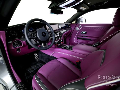 Used 2025 Rolls-Royce Spectre Black Badge image 4
