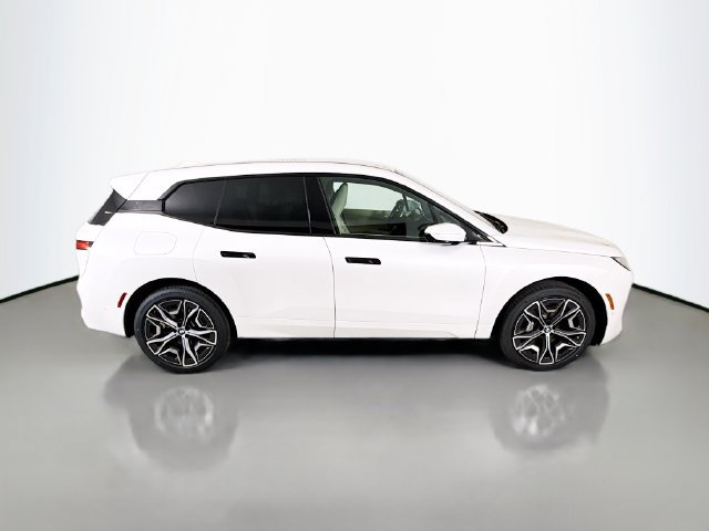 Used 2026 BMW iX xDrive45 AWD/4WD image 8