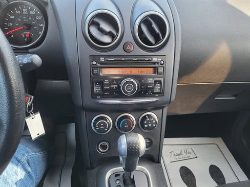 Used 2013 Nissan Rogue S image 18