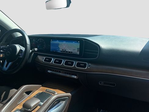 Used 2022 Mercedes-Benz GLS 450 4MATIC image 35
