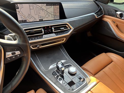 Used 2022 BMW X5 xDrive45e w/ Executive Package image 12