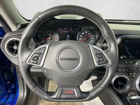 Used 2016 Chevrolet Camaro SS RWD image 22