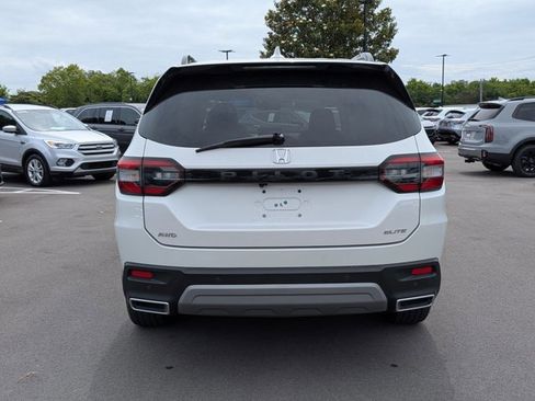 Used 2023 Honda Pilot Elite image 4