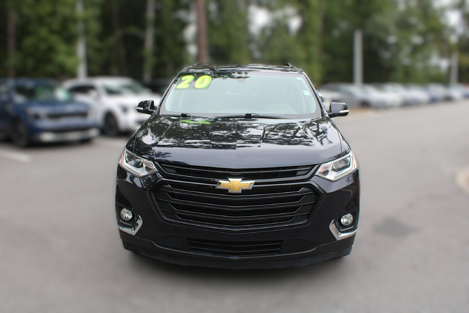 Used 2020 Chevrolet Traverse LT FWD image 17