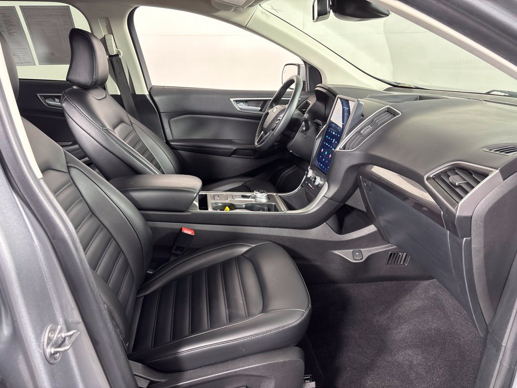Used 2024 Ford Edge SEL w/ Convenience Package AWD/4WD image 8