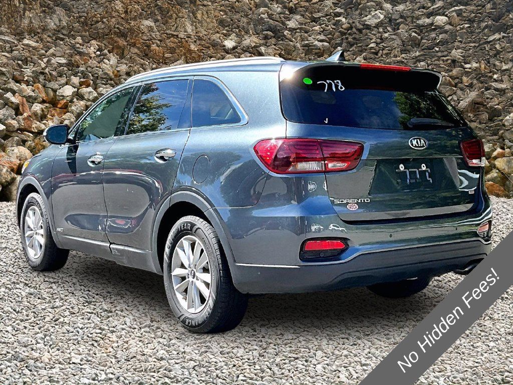 Used 2019 Kia Sorento AWD w/ LX Convenience Package image 10