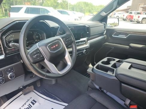 Used 2025 GMC Sierra 1500 Elevation AWD/4WD image 19