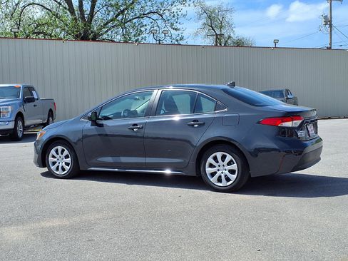 Used 2023 Toyota Corolla LE FWD image 20