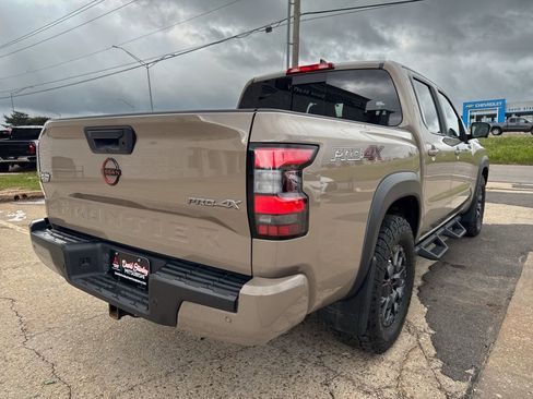 Used 2023 Nissan Frontier PRO-4X w/ Pro-4X Premium Package AWD/4WD image 4