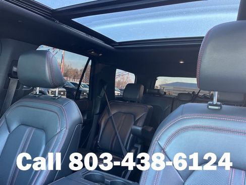 Used 2023 Ford Expedition Limited image 19