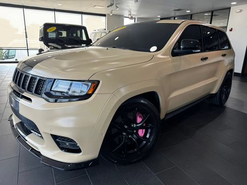 Used 2018 Jeep Grand Cherokee SRT AWD/4WD image 1