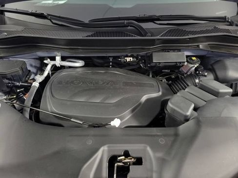Used 2025 Honda Passport EX-L image 13