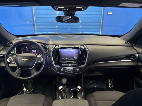 Used 2023 Chevrolet Traverse LT FWD image 29