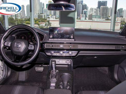 Used 2025 Honda Civic Sport image 18