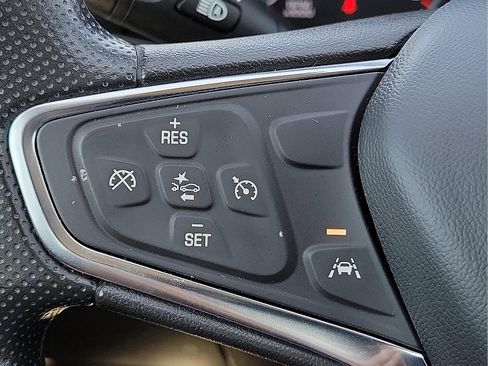 Used 2023 Chevrolet Malibu LT image 16