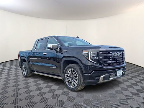 Used 2023 GMC Sierra 1500 Denali Ultimate image 2