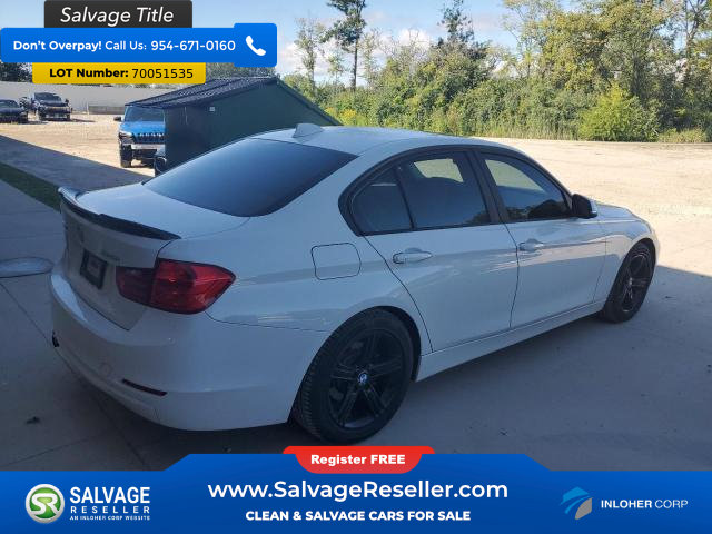 Used 2013 BMW 328i xDrive Sedan AWD/4WD image 4