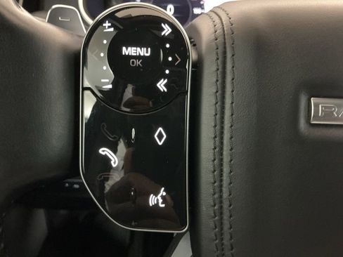 Used 2021 Land Rover Range Rover Long Wheelbase Autobiography image 16