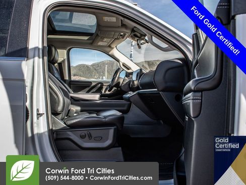 Used 2025 Ford Expedition Max Platinum image 20