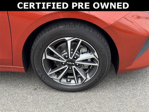 Used 2023 Kia Forte LXS image 7