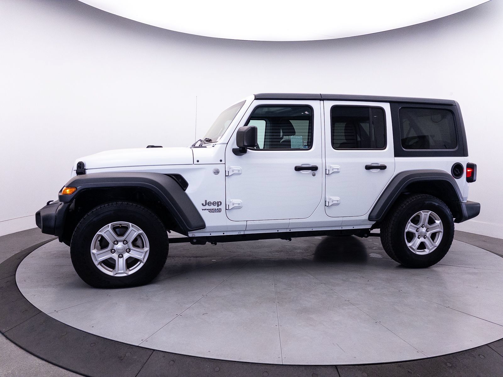 Used 2020 Jeep Wrangler Unlimited Sport S AWD/4WD image 37