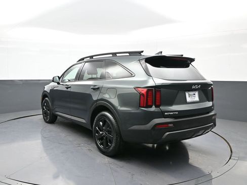 Certified 2023 Kia Sorento S w/ Panoramic Sunroof Package image 8