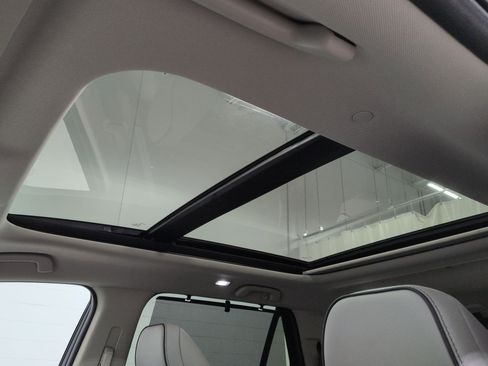 Certified 2025 Honda Pilot Elite image 20