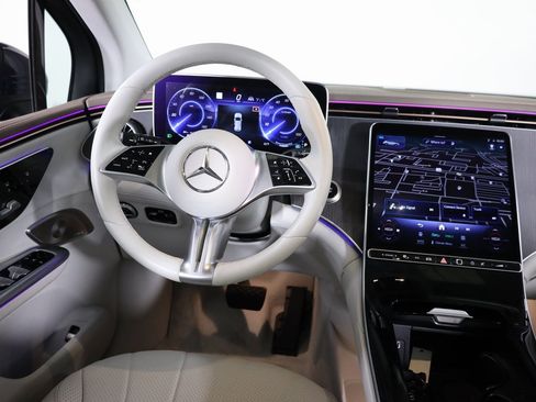Certified 2023 Mercedes-Benz EQE 350+ 4MATIC SUV w/ Exclusive Trim Package image 37