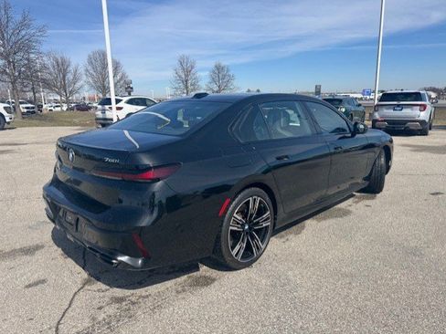 Used 2023 BMW 760i xDrive 760i xDrive image 8