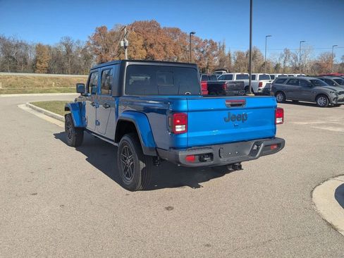 New 2026 Jeep Gladiator Sport image 3
