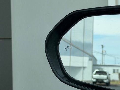 New 2026 Toyota Camry XLE image 19