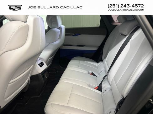 New 2025 Cadillac Optiq Luxury 2 w/ LPO, Floor Liner Package image 14