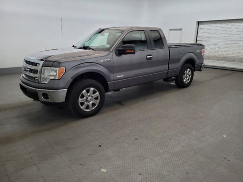 Used 2014 Ford F150 XLT w/ Equipment Group 302A Luxury AWD/4WD image 2