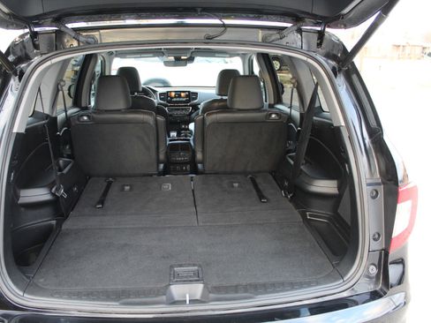 Used 2021 Honda Pilot Touring image 24