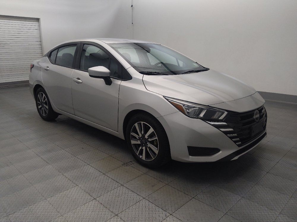 Used 2024 Nissan Versa SV FWD image 13