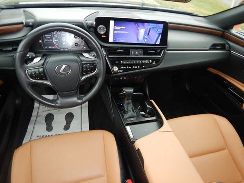 Used 2023 Lexus ES 350 w/ Premium Package image 2