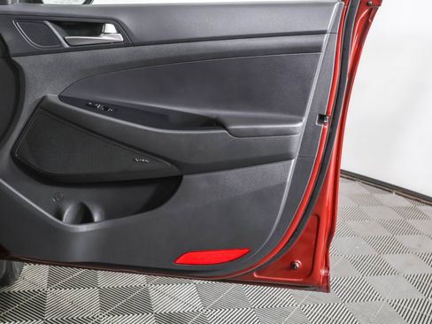 Used 2020 Hyundai Tucson Limited w/ Winter Weather Package image 45