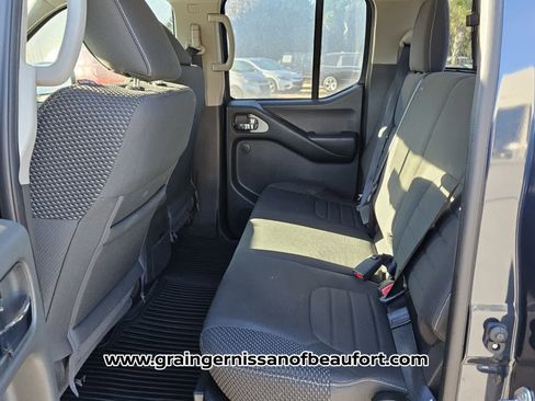 Used 2019 Nissan Frontier PRO-4X image 4