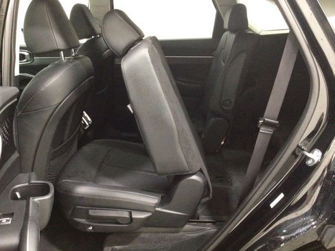 Used 2025 Kia Sorento EX AWD/4WD image 18