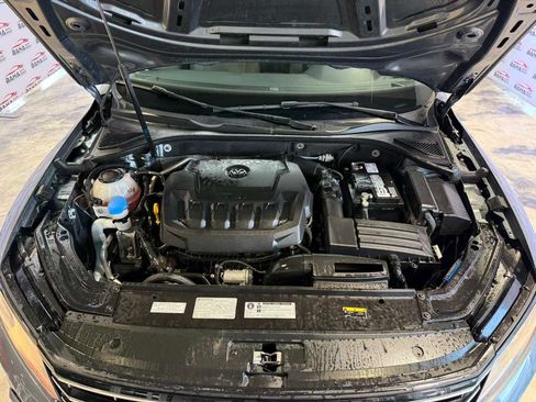 Used 2019 Volkswagen Passat 2.0T Wolfsburg FWD image 49