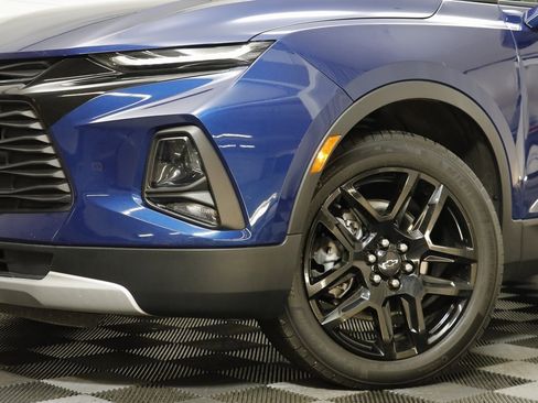 Used 2022 Chevrolet Blazer LT w/ LPO, Black Grille Bar Package image 3