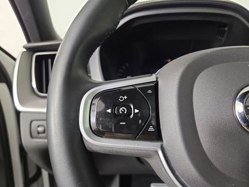 Used 2022 Volvo XC60 T8 R-Design w/ Advanced Package AWD/4WD image 23