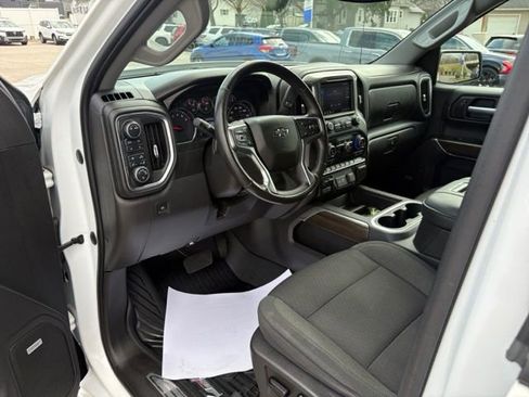 Used 2021 Chevrolet Silverado 1500 LT Trail Boss w/ Convenience Package II image 24