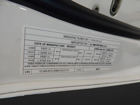 Used 2021 Jeep Grand Cherokee SRT AWD/4WD image 14