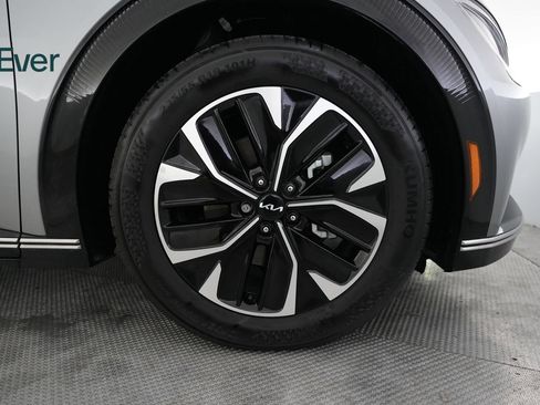 Used 2024 Kia EV6 Wind RWD image 20
