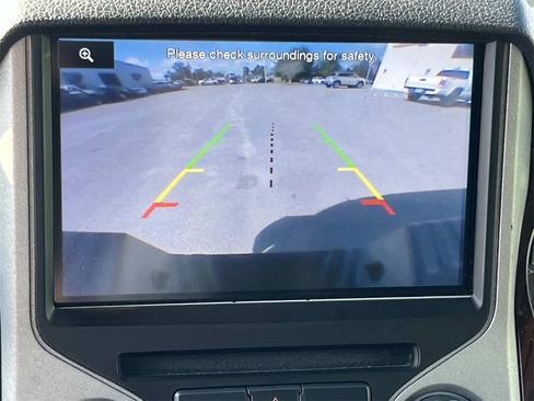 Used 2013 Ford F250 Lariat w/ Chrome Pkg image 26