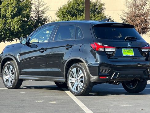 Used 2024 Mitsubishi Outlander Sport SE image 3
